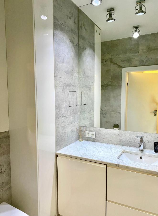 Project Comfort Apartament Zeromskiego 1/7 Metro Slodowiec Варшава Екстер'єр фото